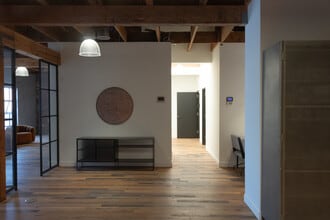 58 Windward Ave, Venice, CA for lease Interior Photo- Image 2 of 8