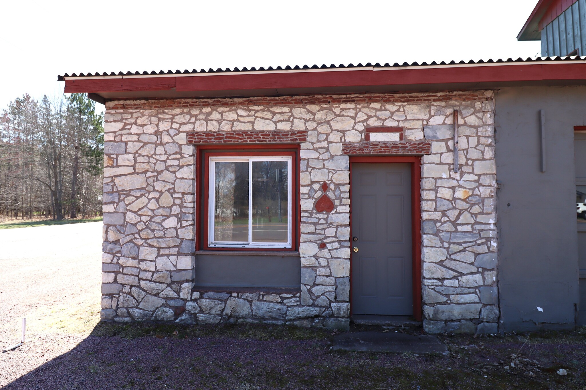 22211 US Highway 63, Grand View, WI for sale Primary Photo- Image 1 of 18