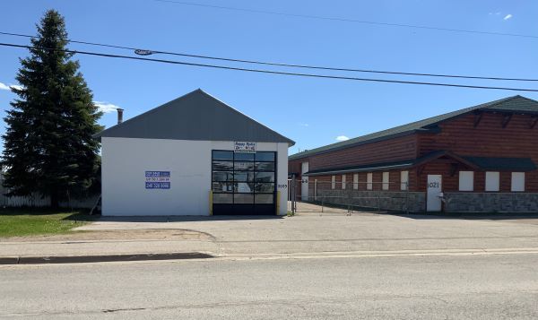 1019 Mankowski Rd, Gaylord, MI à louer - Photo du bâtiment - Image 1 de 4