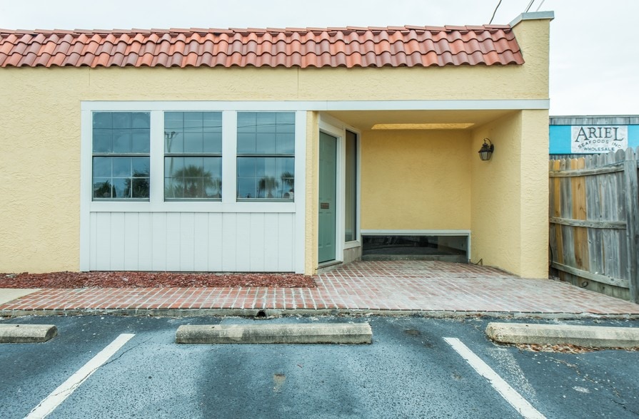 415 Mountain Dr, Destin, FL à louer - Photo du bâtiment - Image 3 de 36
