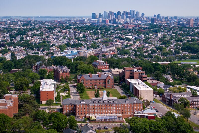 Tufts University Off Campus Portfolio portefeuille de 6 propriétés à vendre sur LoopNet.ca - Autre - Image 1 de 1