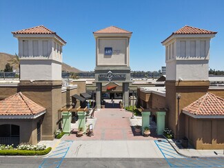 Plus de détails pour 17600 Collier Ave, Lake Elsinore, CA - Bureau/Commerce de détail, Commerce de détail à louer