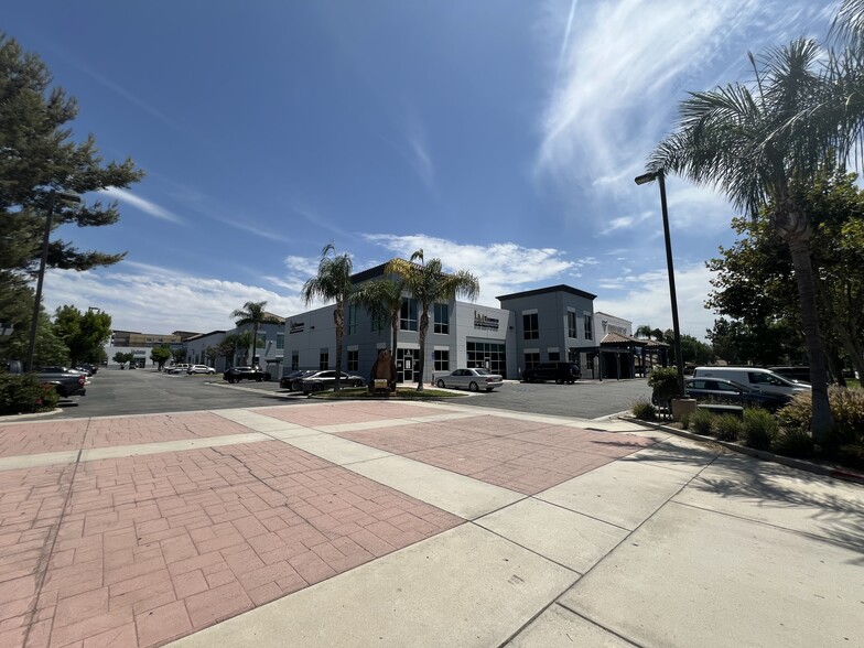 10557 Juniper Ave, Fontana, CA for sale - Building Photo - Image 1 of 4