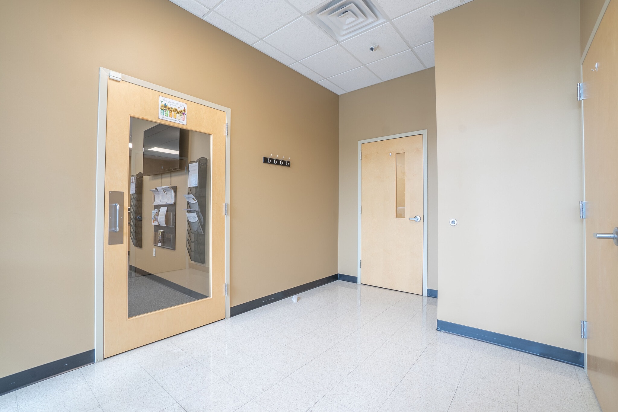 227 Monogard Dr, Manchester, TN for sale Interior Photo- Image 1 of 44