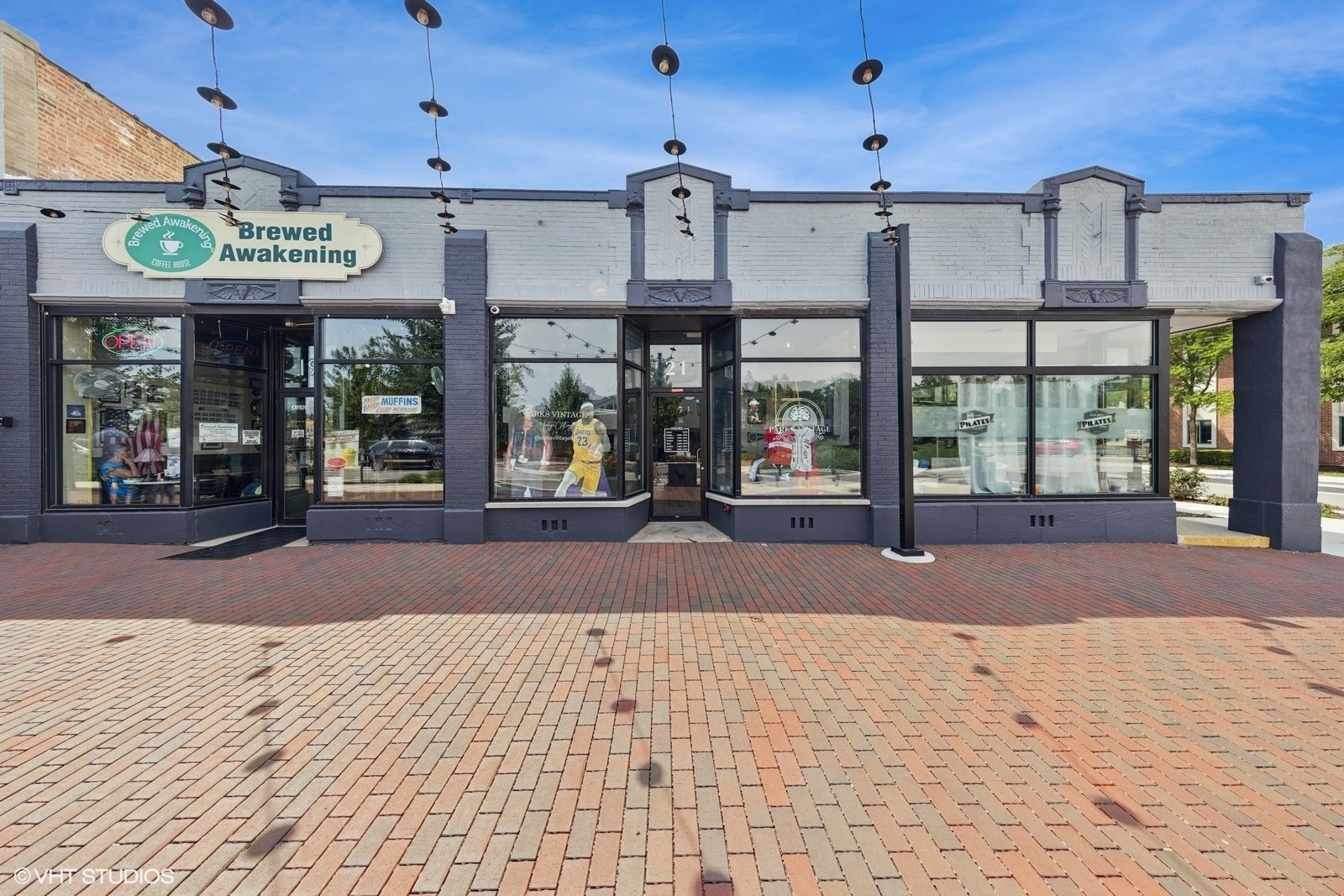 19-23 W Quincy St, Westmont, IL for sale Building Photo- Image 1 of 19