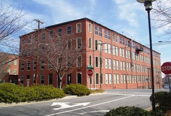 101 N Chestnut St, Winston-Salem, NC for lease - Building Photo - Image 2 of 4