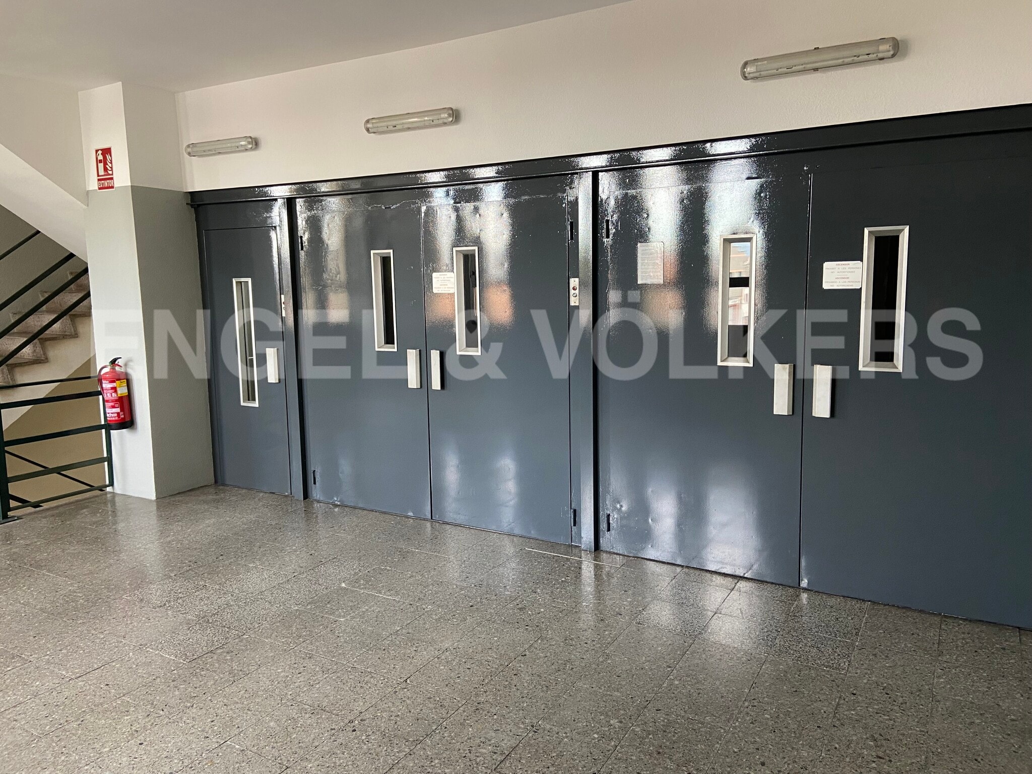 Industriel dans L'Hospitalet de Llobregat, Barcelona à louer Photo intérieure- Image 1 de 14