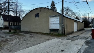 Plus de détails pour 115 1/2 E Nelson St, Cadillac, MI - Industriel à vendre