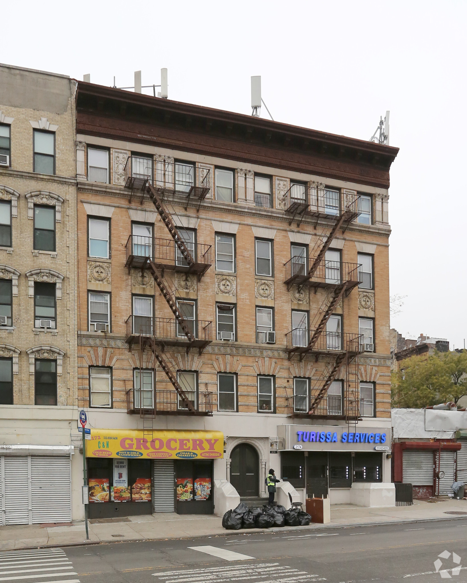 2172-2174 Amsterdam Ave, New York, NY à vendre Photo principale- Image 1 de 1