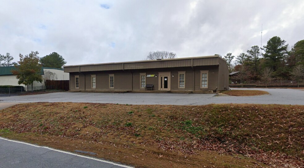 6131 Gateway Rd, Columbus, GA à louer - Photo du bâtiment - Image 1 de 7