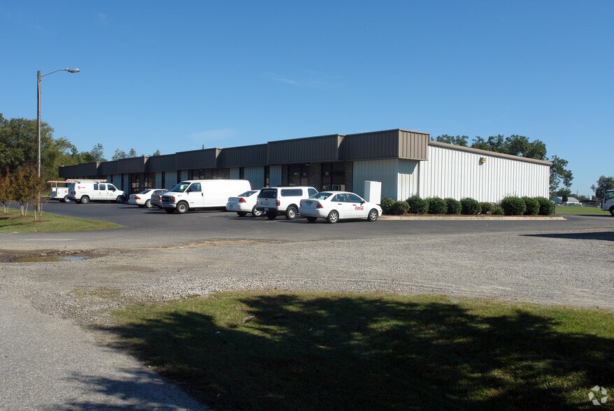 1212-1226 Broughton Blvd, Florence, SC à louer - Photo du bâtiment - Image 2 de 5