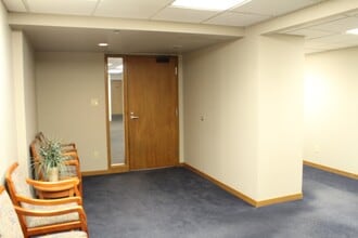 402 E Yakima Ave, Yakima, WA for lease Interior Photo- Image 1 of 3