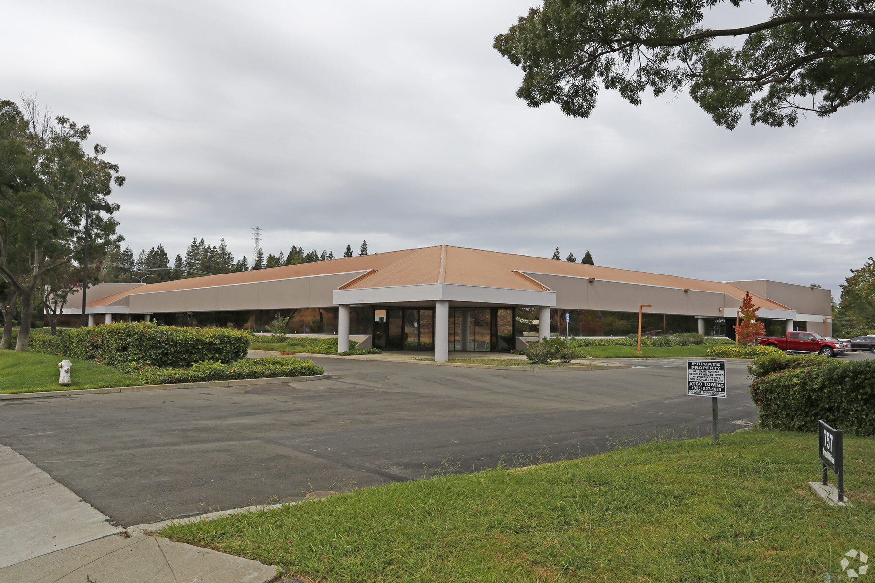 737 Arnold Dr, Martinez, CA for lease Primary Photo- Image 1 of 5