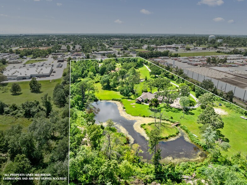 400 W Lilac St, Rogers, AR à vendre - Photo du bâtiment - Image 3 de 12