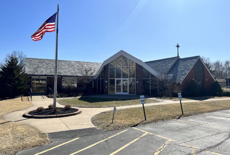 5757 Blue Ridge Blvd, Raytown, MO for sale Building Photo- Image 1 of 14