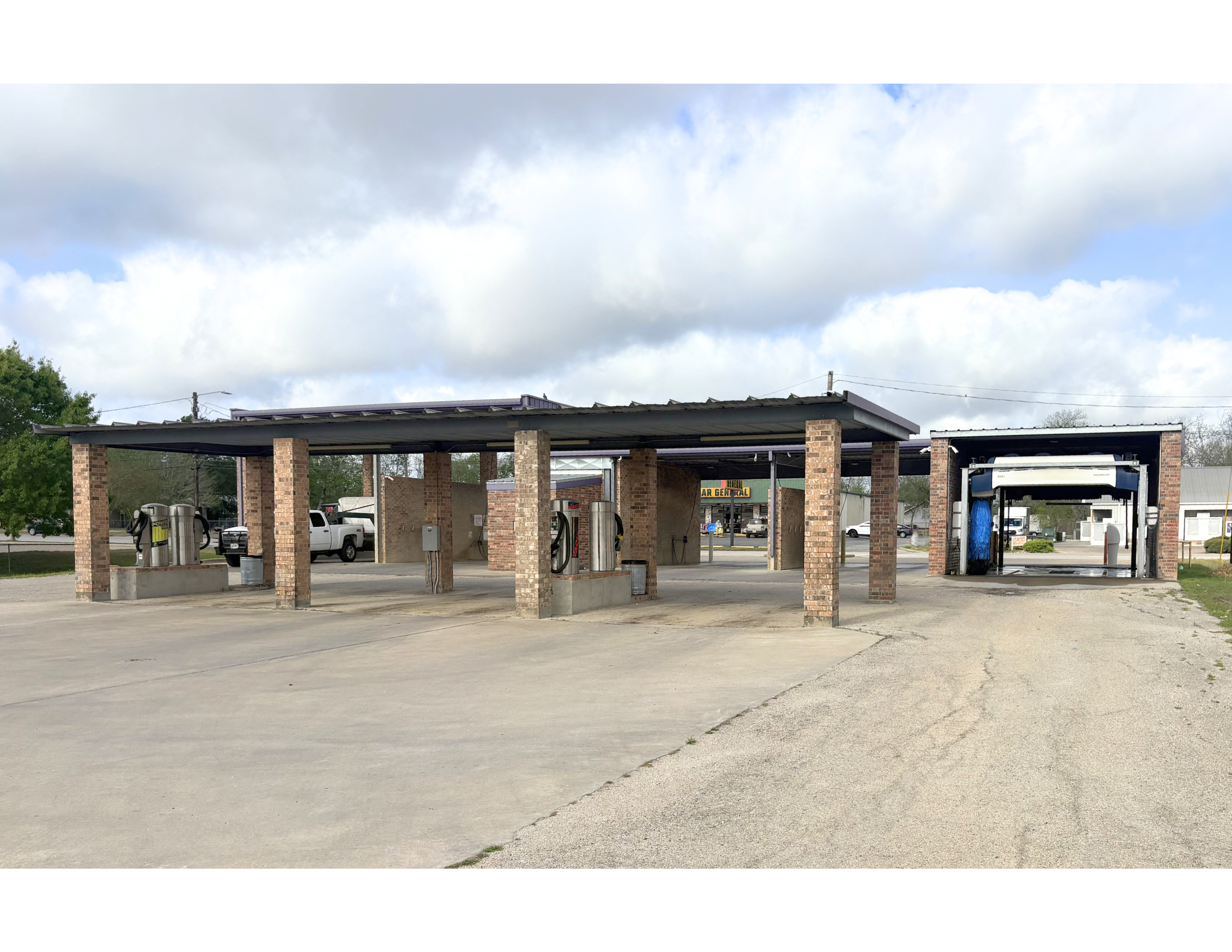 S Eagle St, Weimar, TX for sale Primary Photo- Image 1 of 7