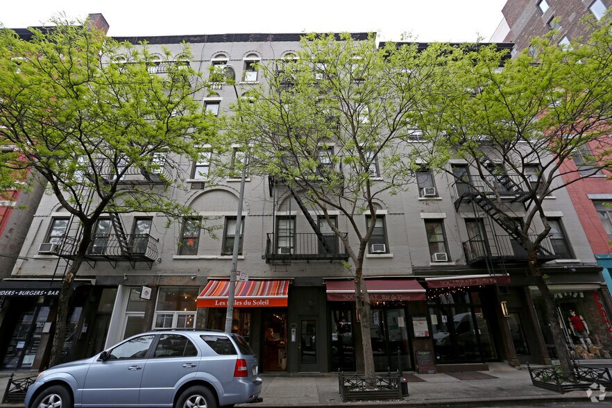259 W 19th St, New York, NY à louer - Photo du bâtiment - Image 3 de 3