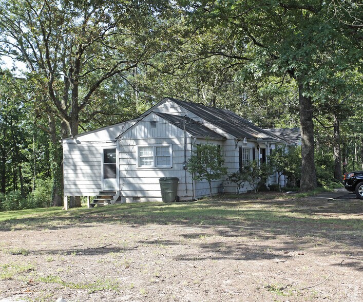 2351 Benson Poole Rd, Smyrna, GA à louer - Photo du bâtiment - Image 2 de 2