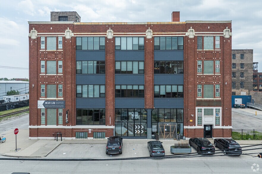 3700 S Iron St, Chicago, IL à vendre - Photo du bâtiment - Image 3 de 4