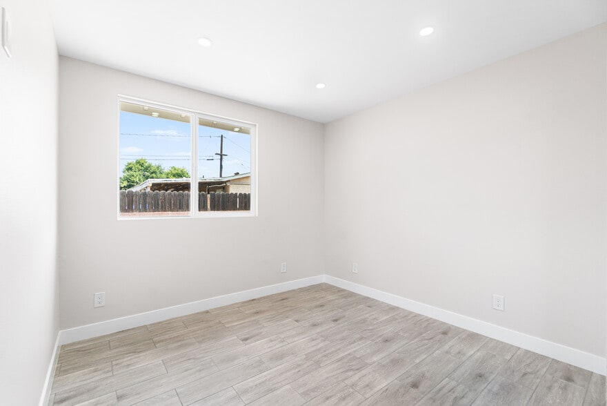 10901 Inez St, Whittier, CA for sale - Building Photo - Image 3 of 7