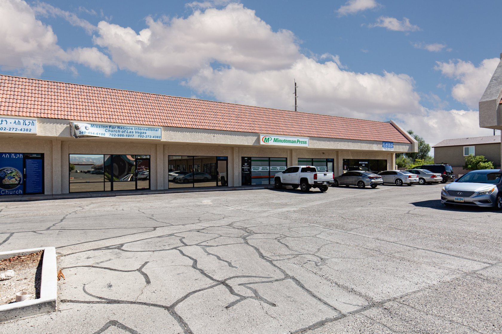 2570-2580 Duneville St, Las Vegas, NV for lease Building Photo- Image 1 of 6