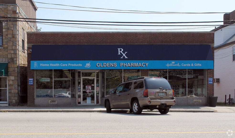 101-103 Pleasant St, Weymouth, MA à louer - Photo du bâtiment - Image 3 de 13