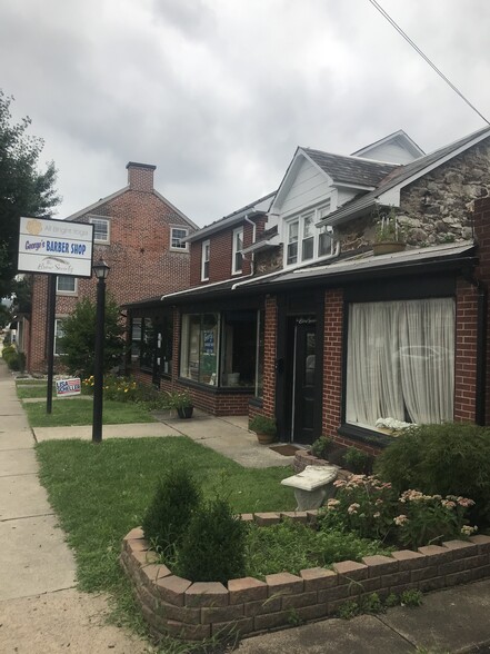 766 Main St, Hellertown, PA for sale - Building Photo - Image 1 of 1