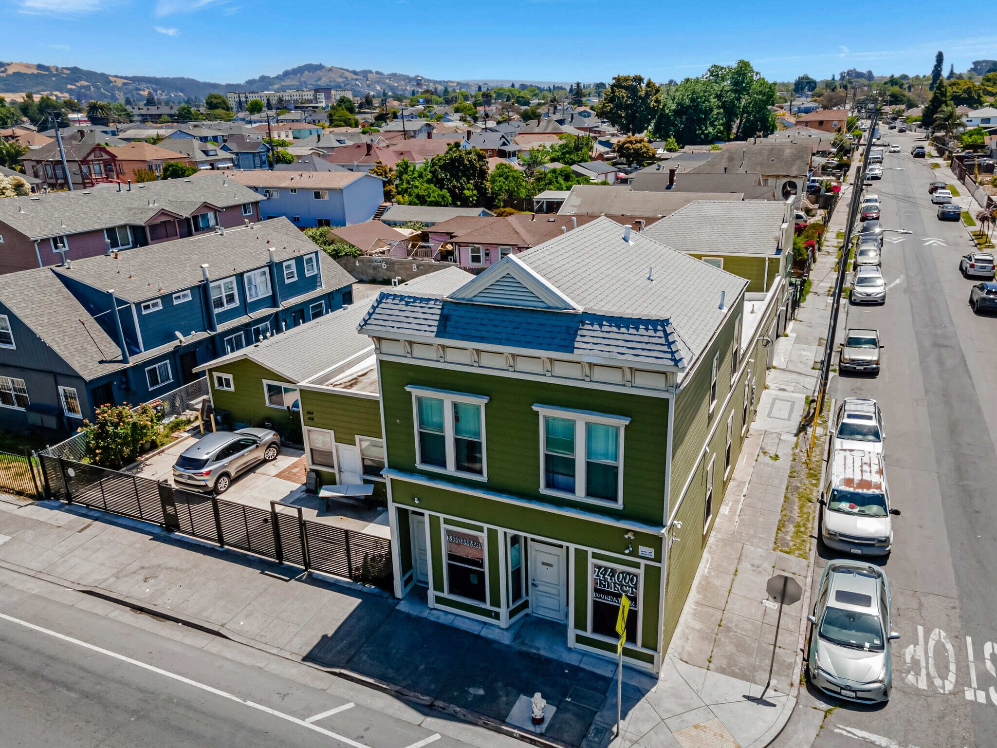 1152 98th Ave, Oakland, CA à vendre Photo du bâtiment- Image 1 de 7