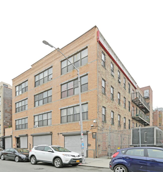 More details for 257-261 Varet St, Brooklyn, NY - Retail for Lease