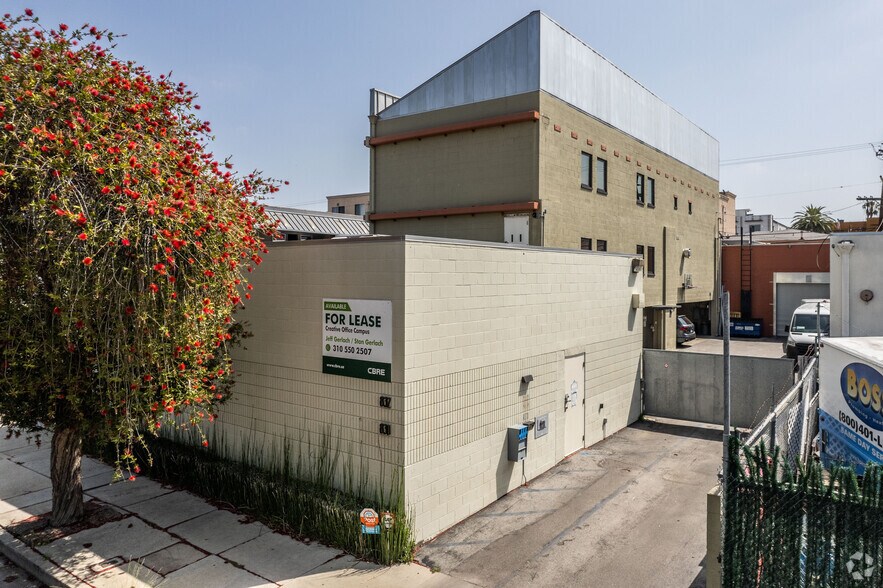 830 Seward St, Los Angeles, CA for lease - Primary Photo - Image 1 of 5