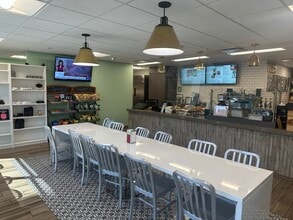 16133 Ventura Blvd, Encino, CA for lease Interior Photo- Image 1 of 21