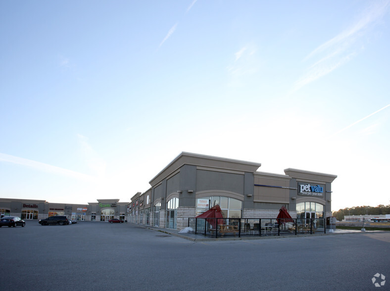 1422 Fanshawe Park Rd W, London, ON for lease - Building Photo - Image 3 of 5