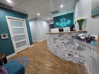 Plus de détails pour 13131 Kings Lake Dr, Gibsonton, FL - Bureau à louer