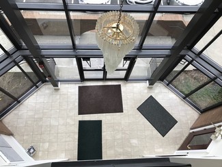 More details for 2 Corporate Dr, Trumbull, CT - Office for Lease