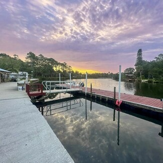 Plus de détails pour Mary's Fish Camp & RV Park – à vendre, Spring Hill, FL