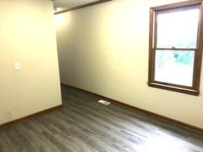 1222 Hardin Rd, Dallas, NC à louer Photo du bâtiment- Image 1 de 28