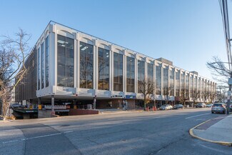 Plus de détails pour 98 Cuttermill Rd, Great Neck, NY - Plusieurs types d'espaces à louer