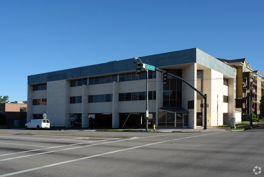 202 W 400 S, Salt Lake City, UT à louer - Photo du bâtiment - Image 2 de 32