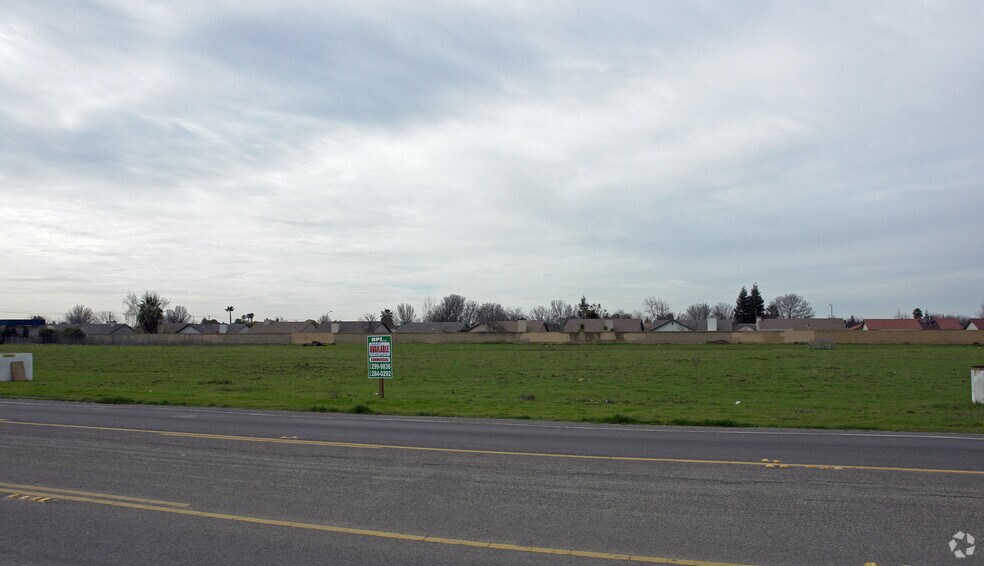 S Madera Ave, Madera, CA for sale - Building Photo - Image 2 of 2
