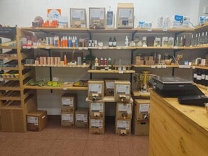 Retail in Madrid, Madrid for lease Interior Photo- Image 2 of 5