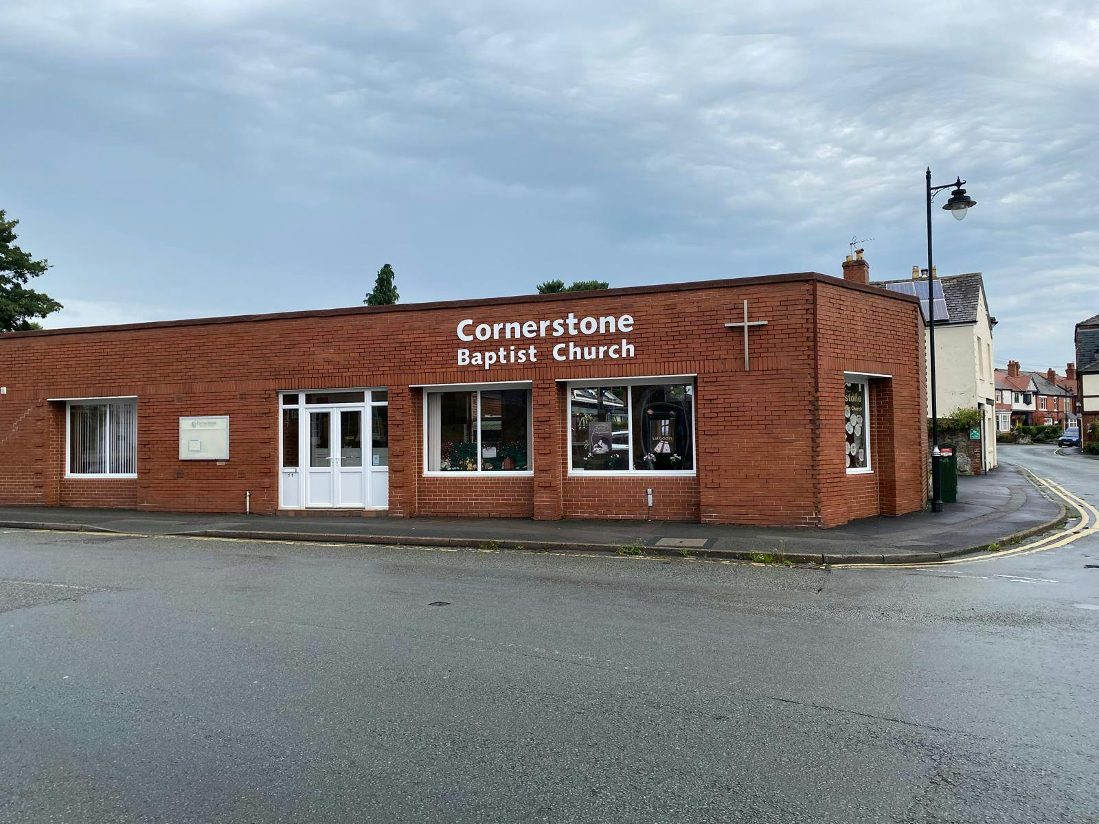 11 Lower Brook St, Oswestry for lease Primary Photo- Image 1 of 3