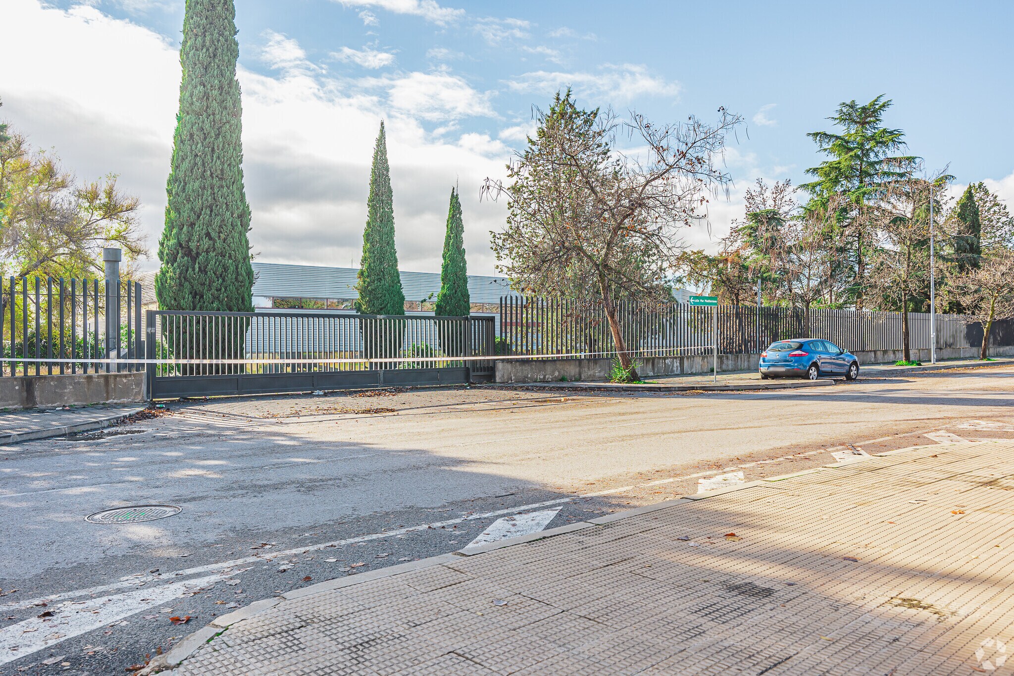 Calle Mar Adriático, 2, San Fernando de Henares, Madrid for lease Primary Photo- Image 1 of 4