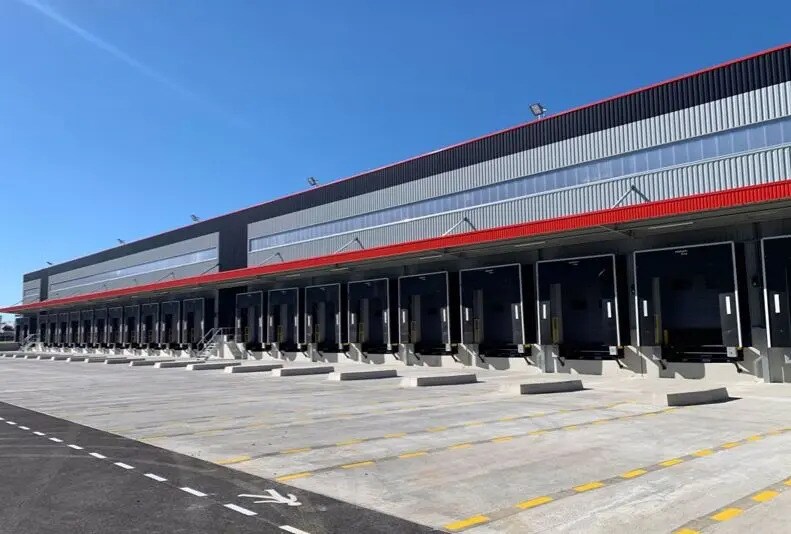 Industriel dans Vitrolles à louer - Photo du bâtiment - Image 3 de 4