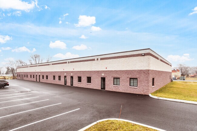 More details for 415 Nina Way, Warminster, PA - Industrial for Lease