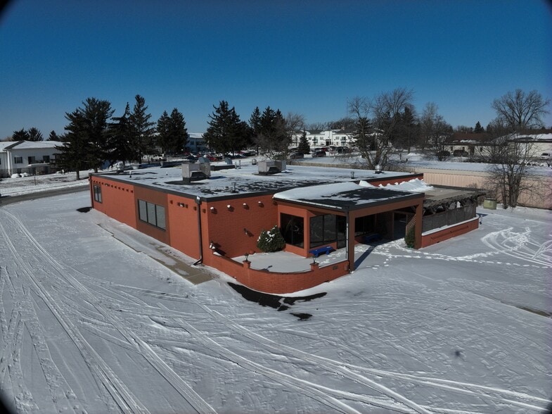 5264 Verona Rd, Fitchburg, WI for sale - Matterport Community - Image 3 of 28