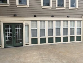 320 N Rollston Ave, Fayetteville, AR for lease Building Photo- Image 1 of 10