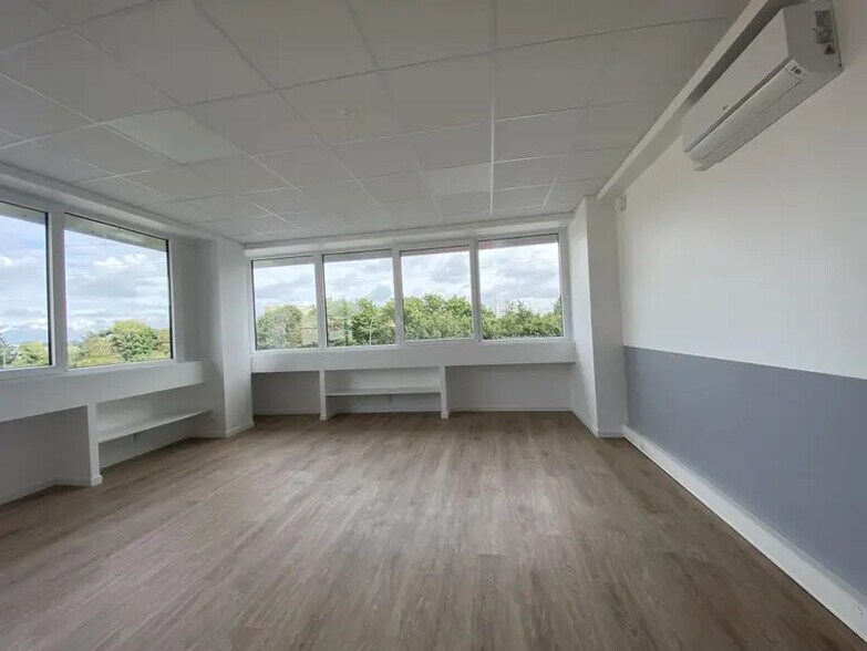 Bureau dans Rosny-sous-Bois à louer - Photo intérieure - Image 3 de 13