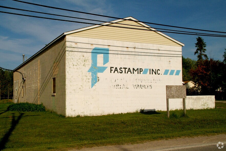 2918 Goodells Rd, Wales Township, MI à vendre - Photo du bâtiment - Image 3 de 4