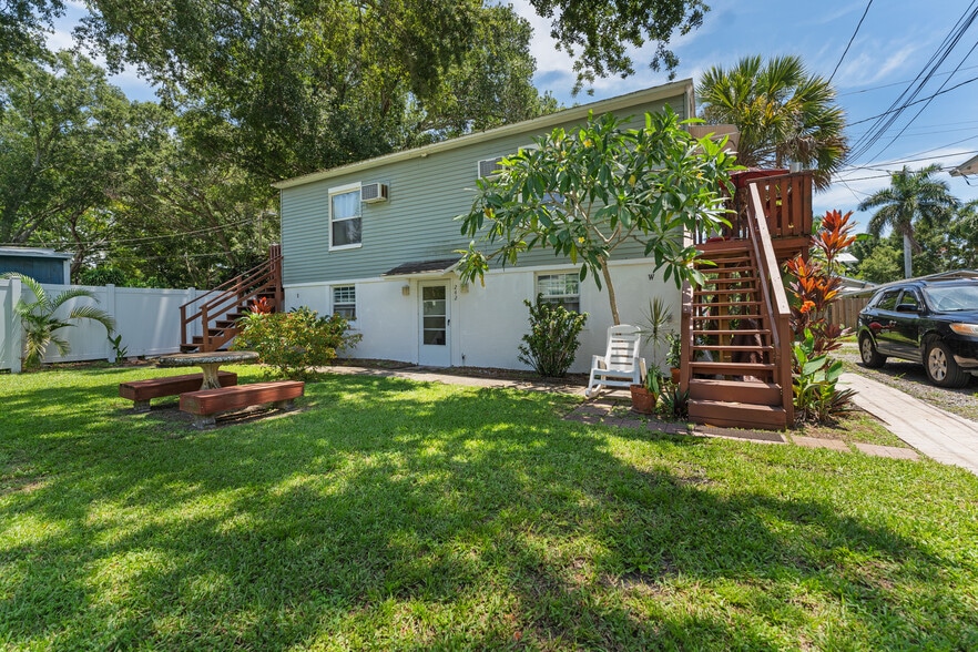 240 20th Ave, Saint Petersburg, FL for sale - Building Photo - Image 3 of 42