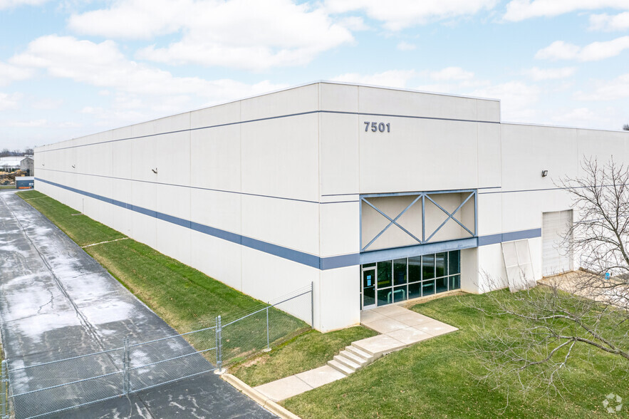 7501 Winstead Dr, Louisville, KY for lease - Primary Photo - Image 1 of 5